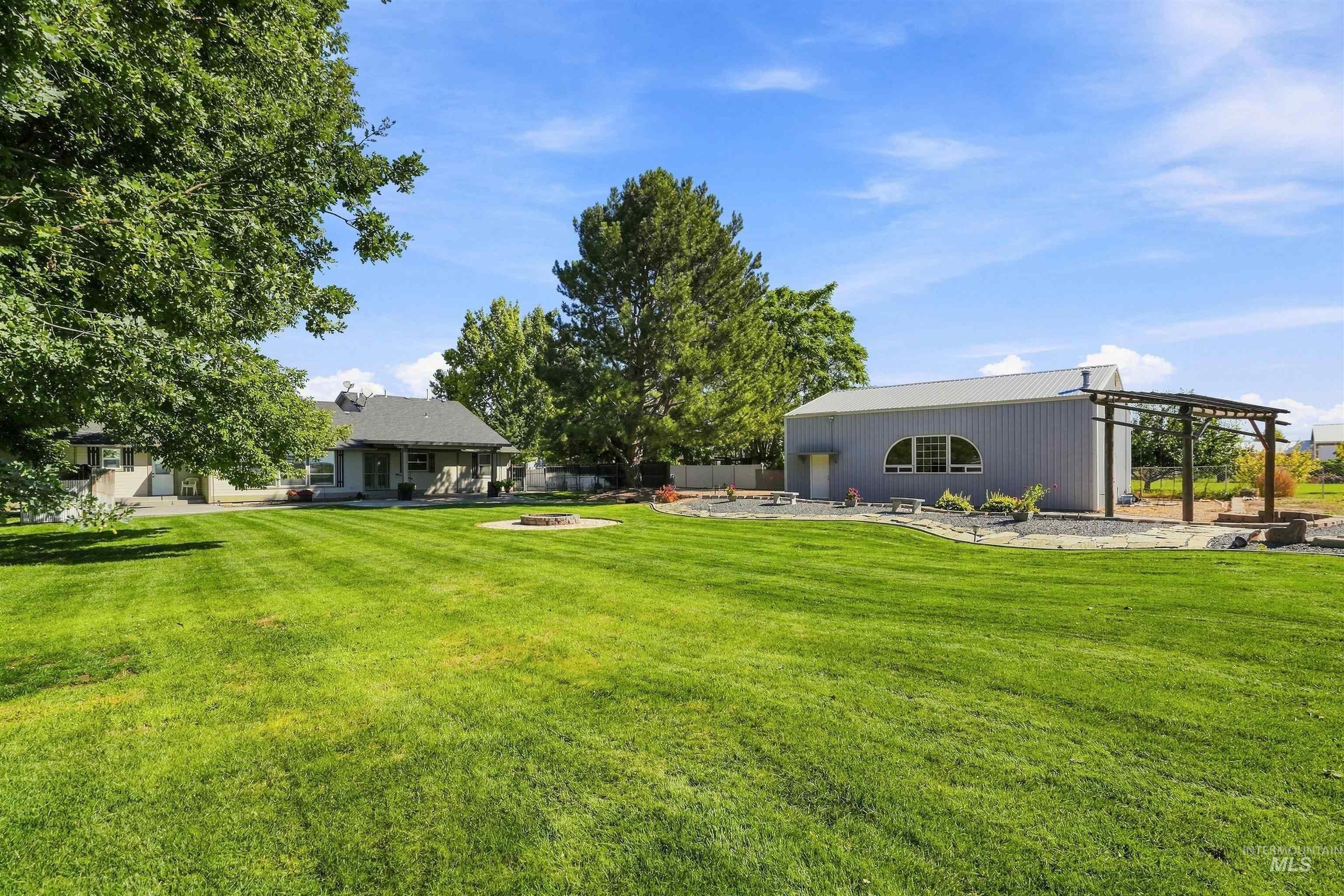 5801 E Victory Rd. Property Photo 46