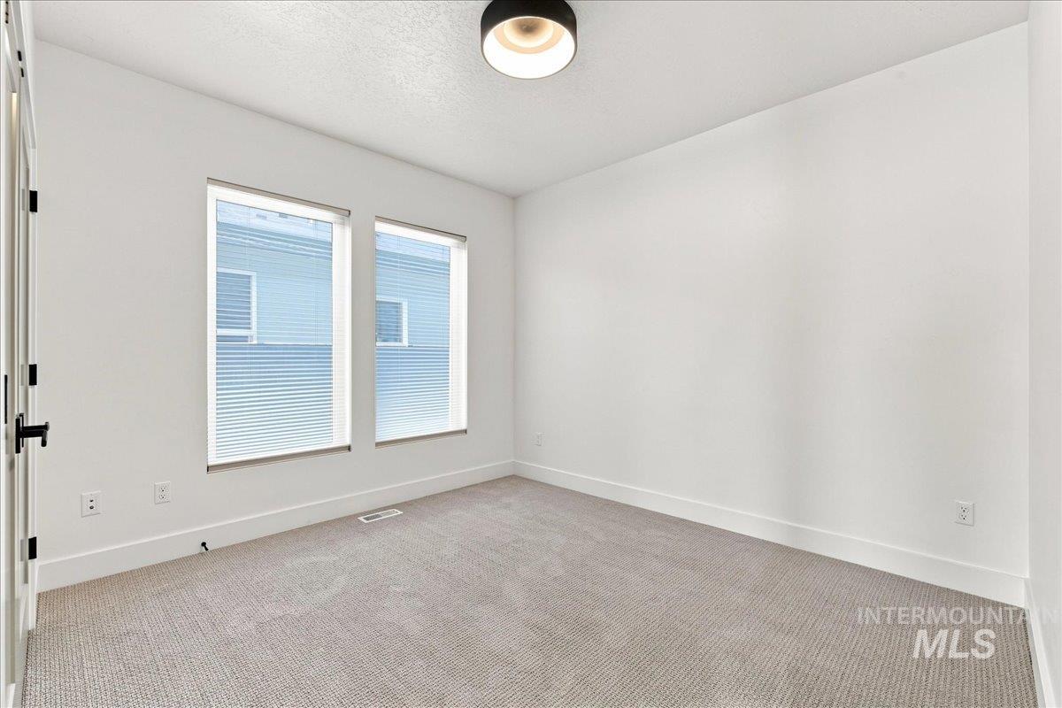 2360 S Globus Ave Property Photo 29