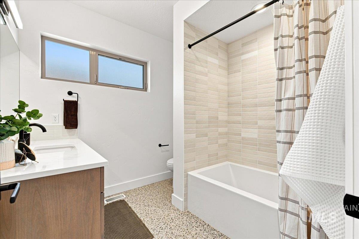 2360 S Globus Ave Property Photo 34