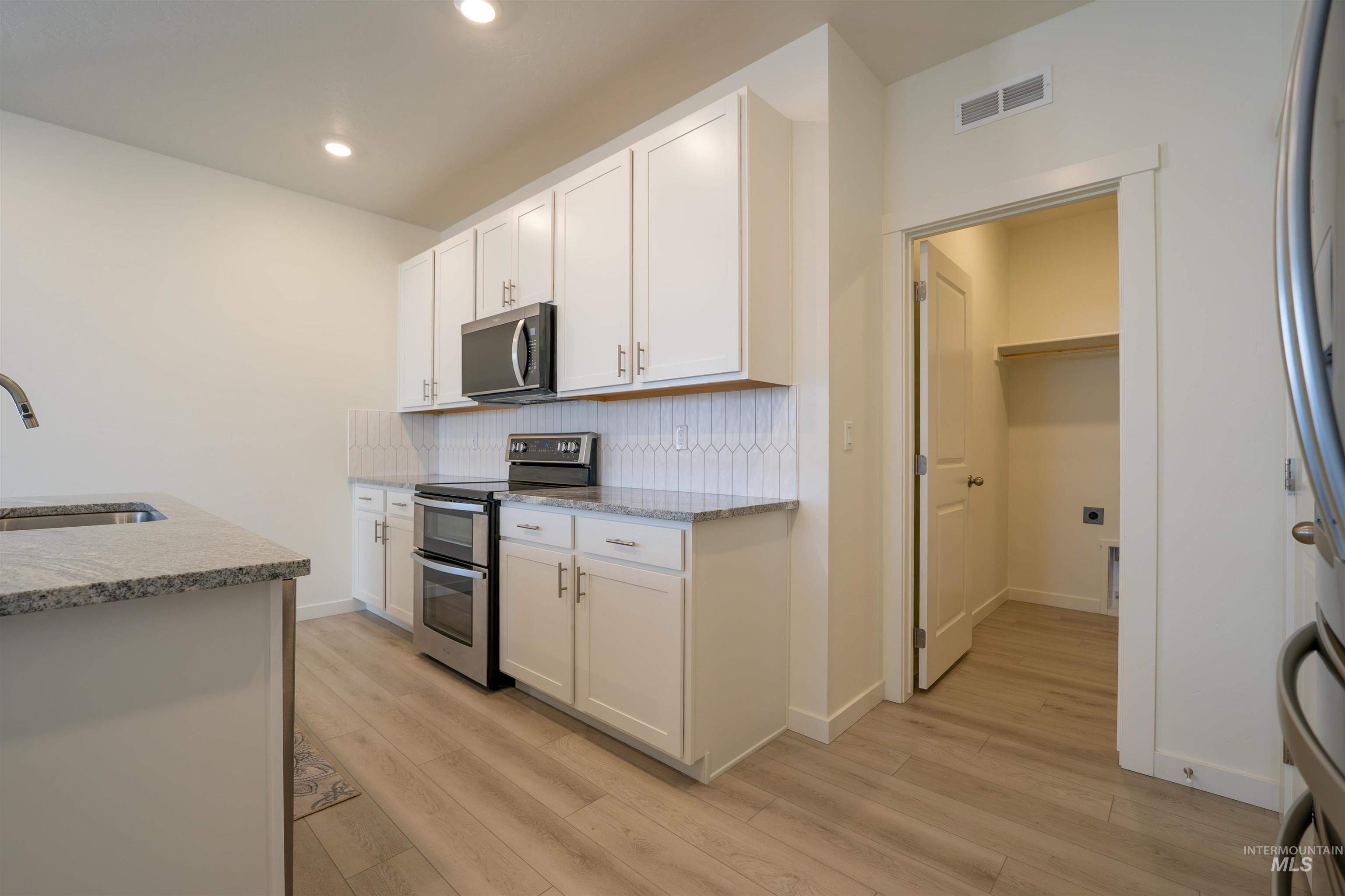 502 W Lyra St Property Photo 7