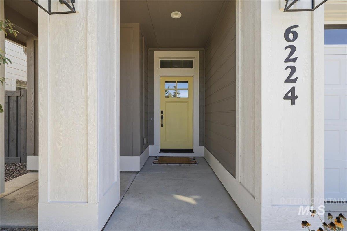 6224 S Wayland Way Property Photo 3