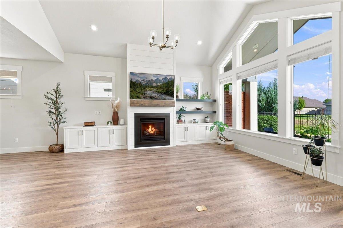 6224 S Wayland Way Property Photo 8