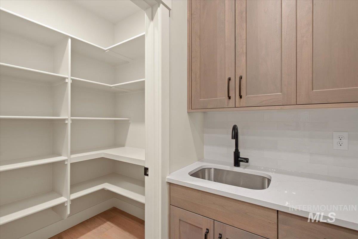 7355 Powell Place Property Photo 17