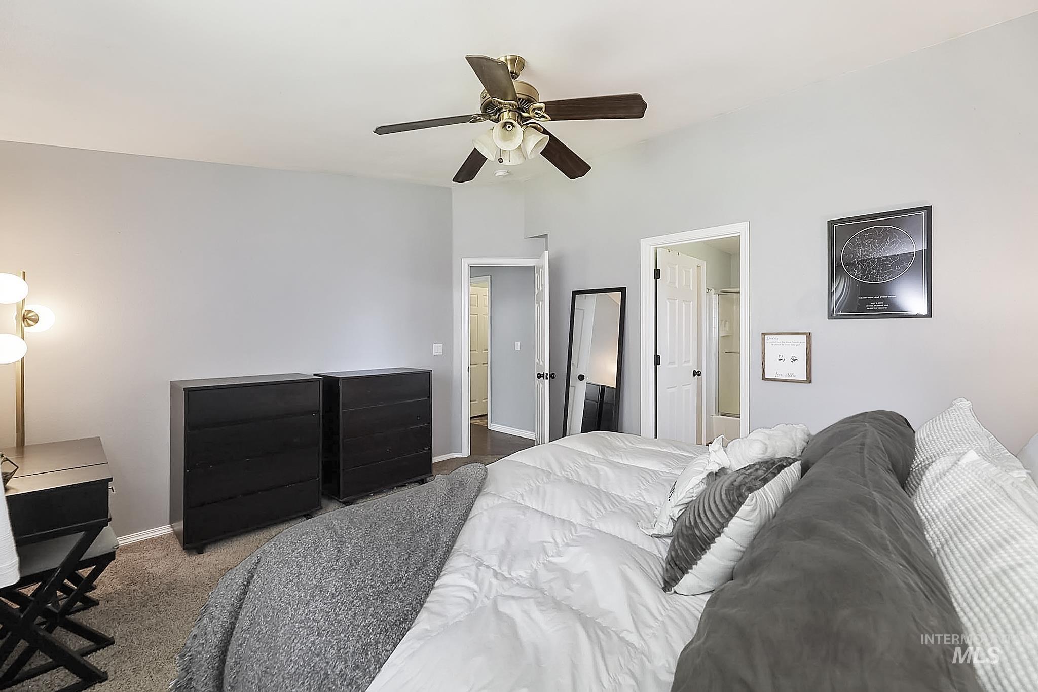 1803 Poplar St Property Photo 31