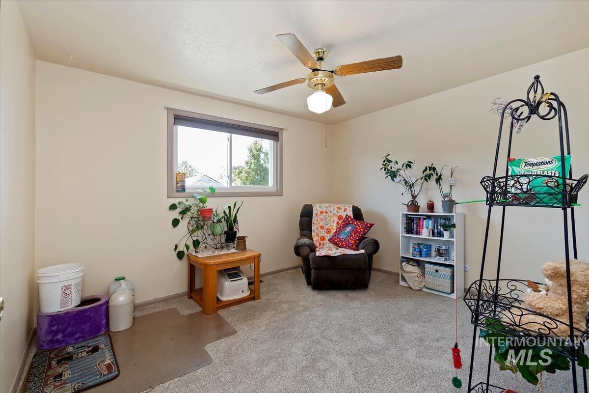 9933 W Tudor Dr Property Photo 22