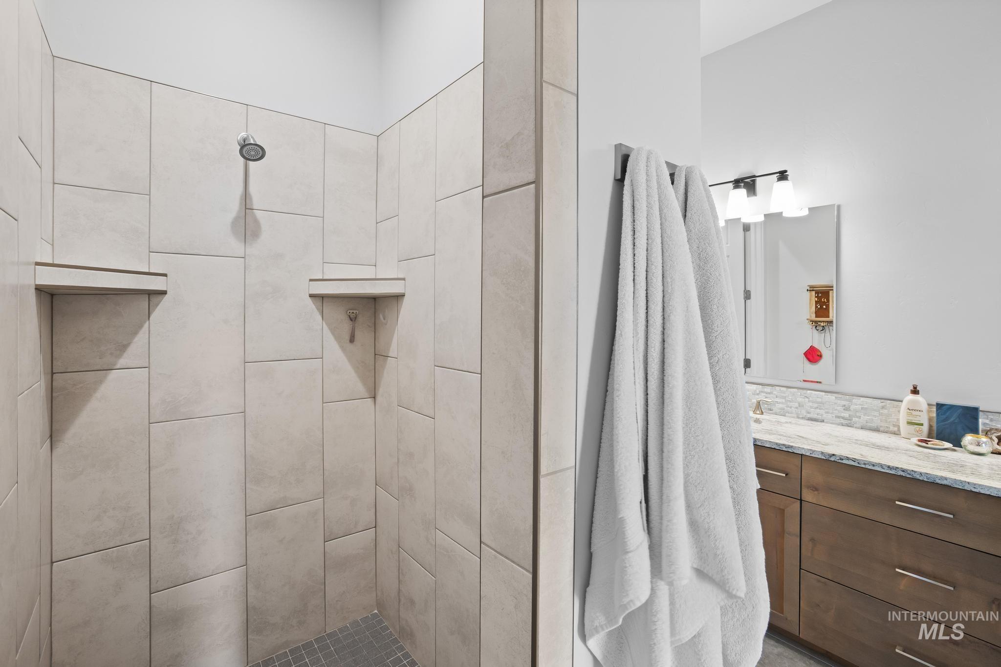9931 W Aviara Dr Property Photo 28