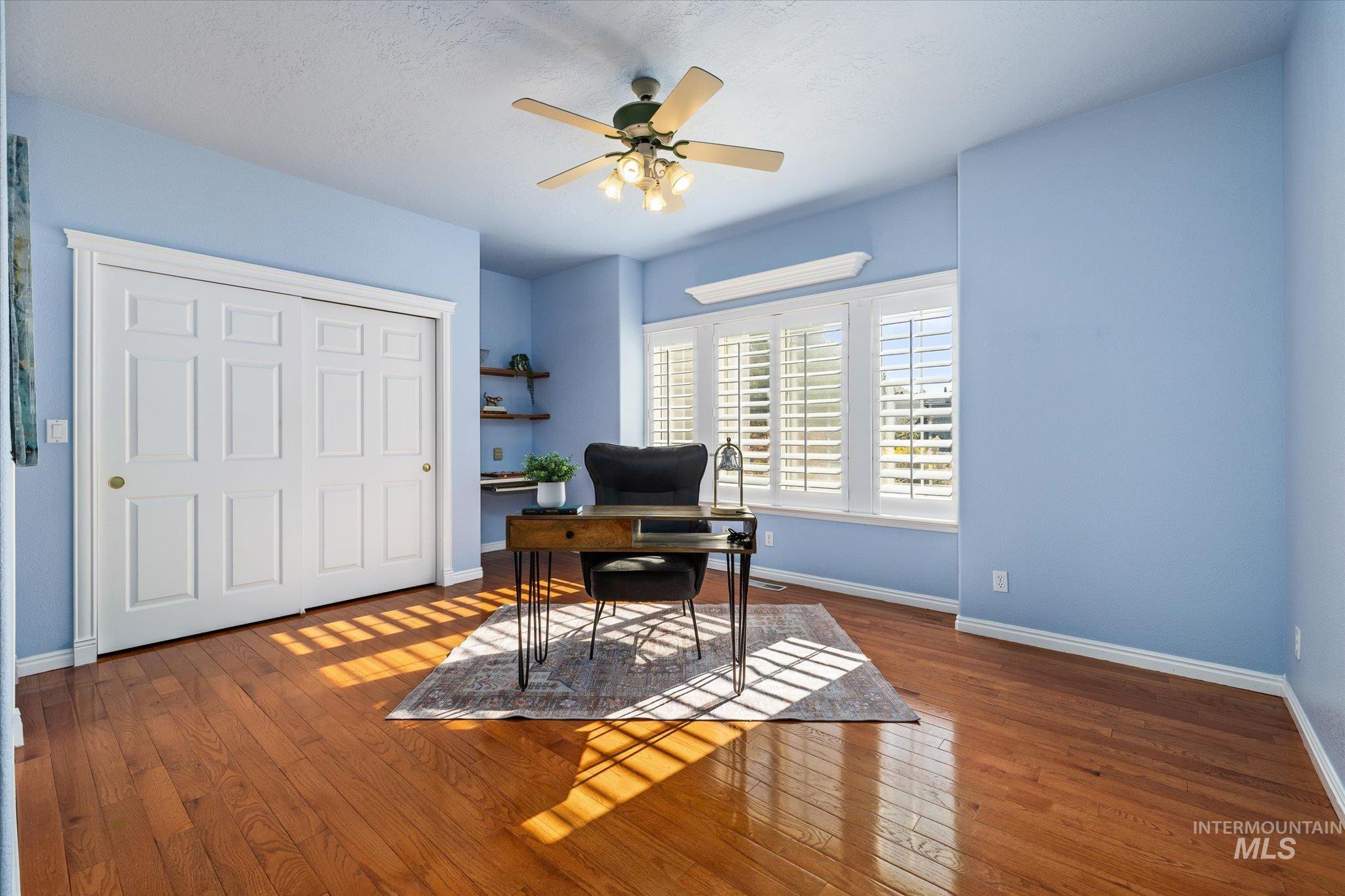 6491 N Hillsboro Pl Property Photo 35