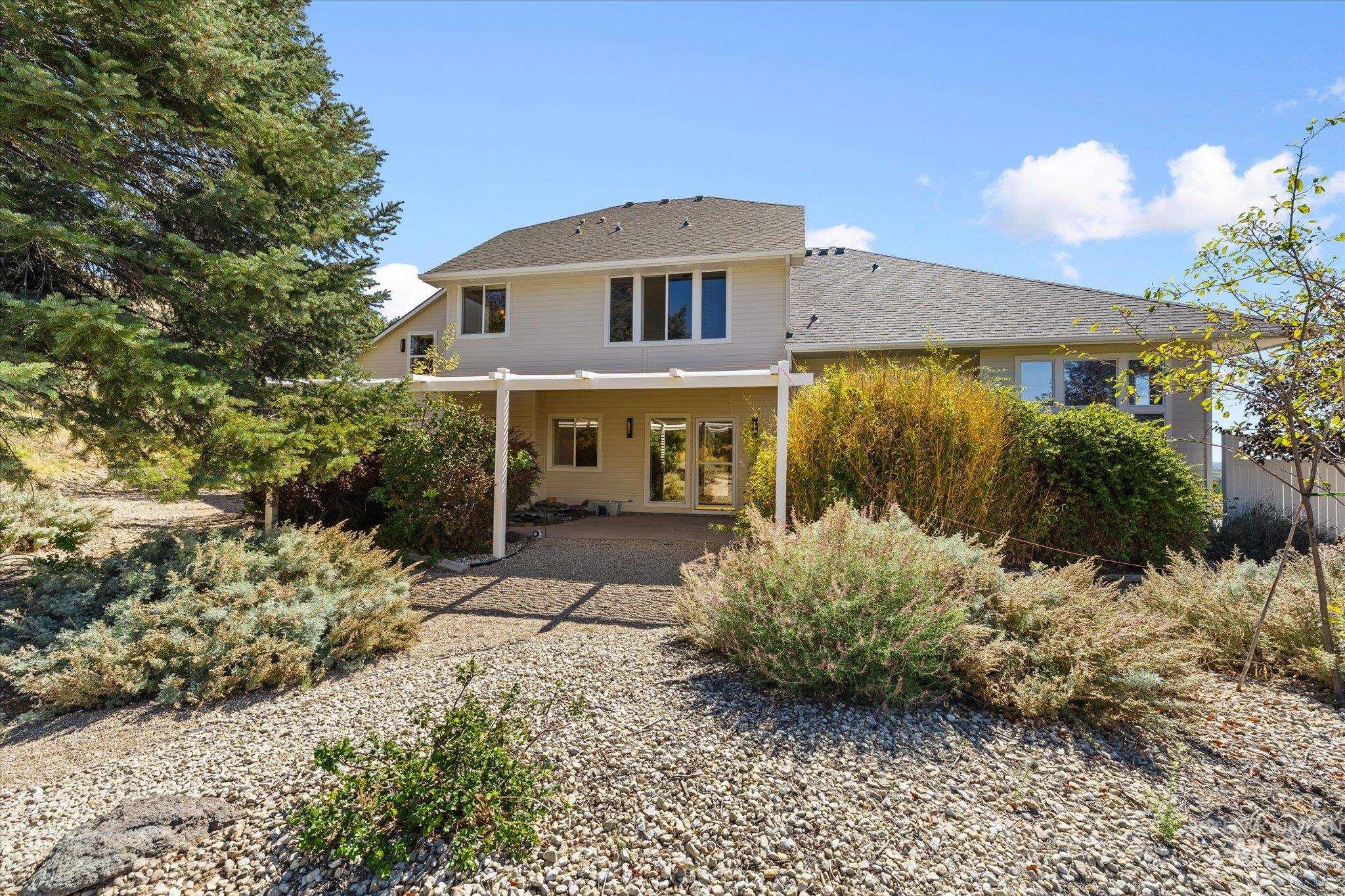6491 N Hillsboro Pl Property Photo 45