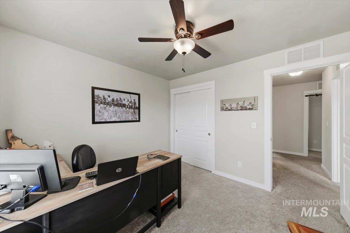 1472 E Meadow Creek Property Photo 13