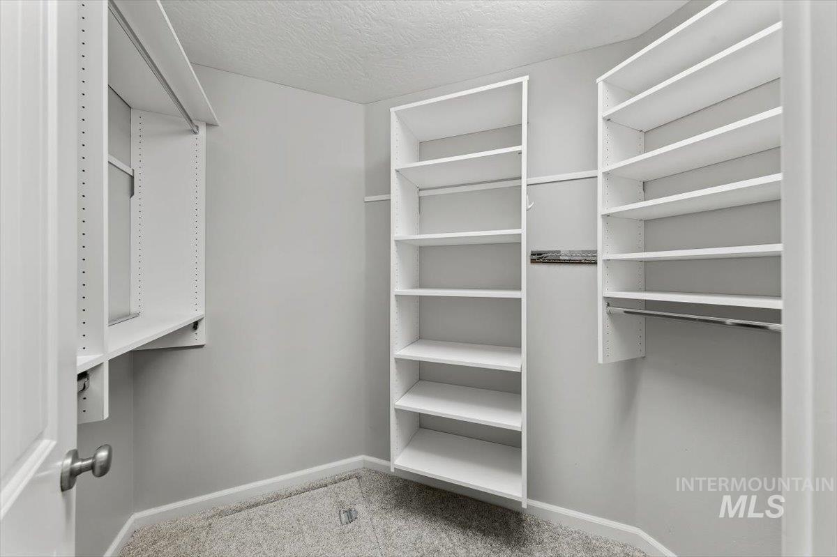 3809 S Edgeview Dr. Property Photo 30