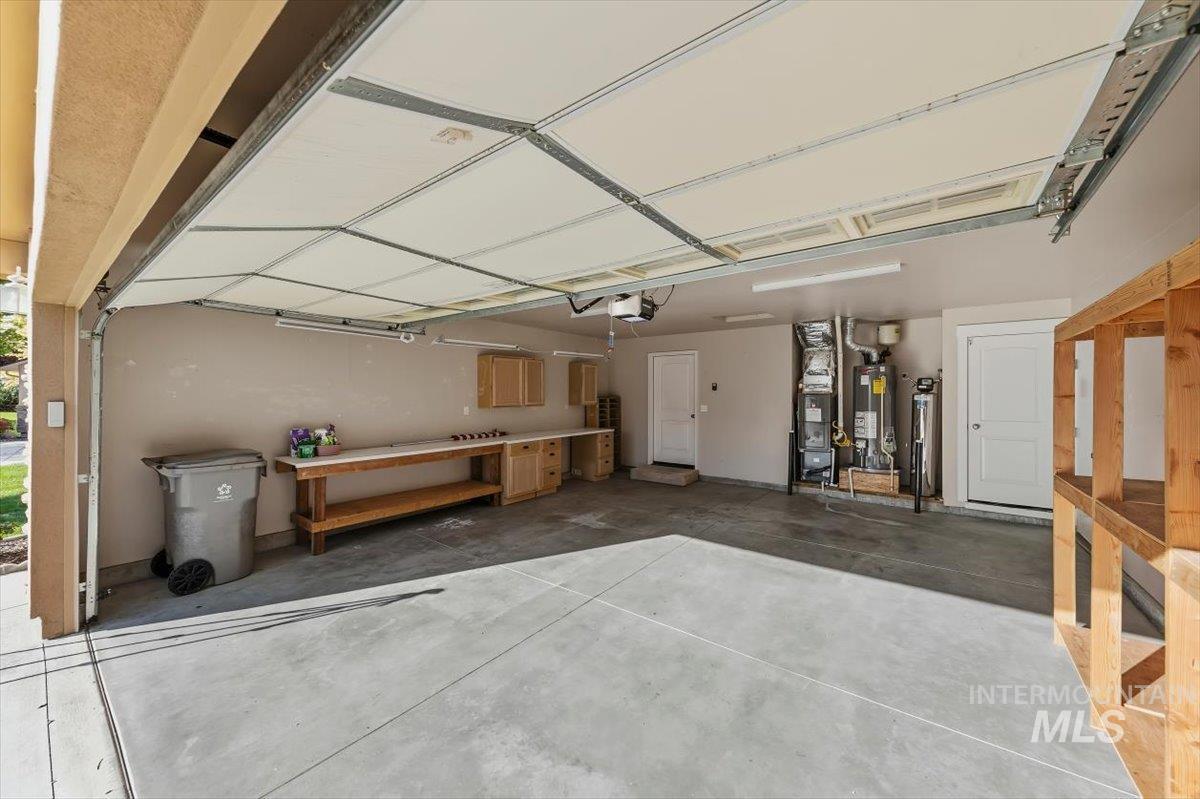 3809 S Edgeview Dr. Property Photo 41