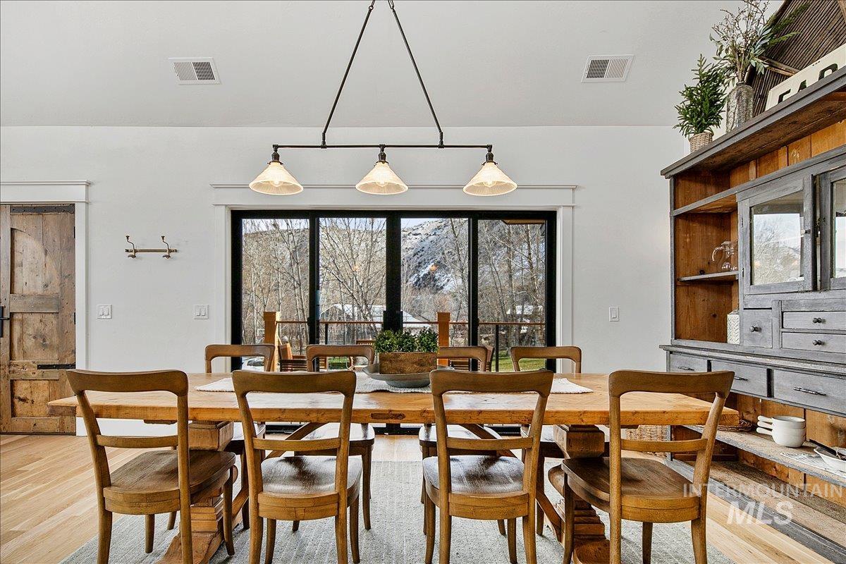 4575 Harvest Ln Property Photo 13