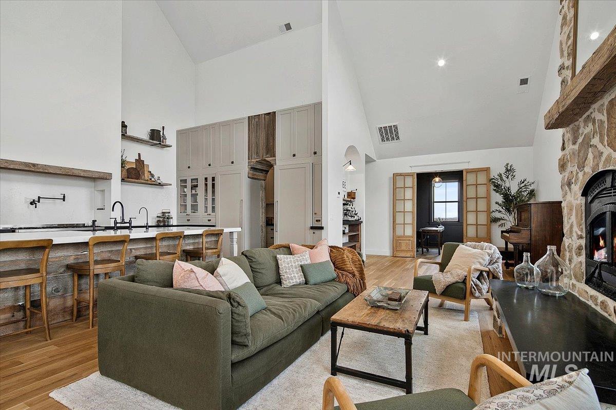4575 Harvest Ln Property Photo 17