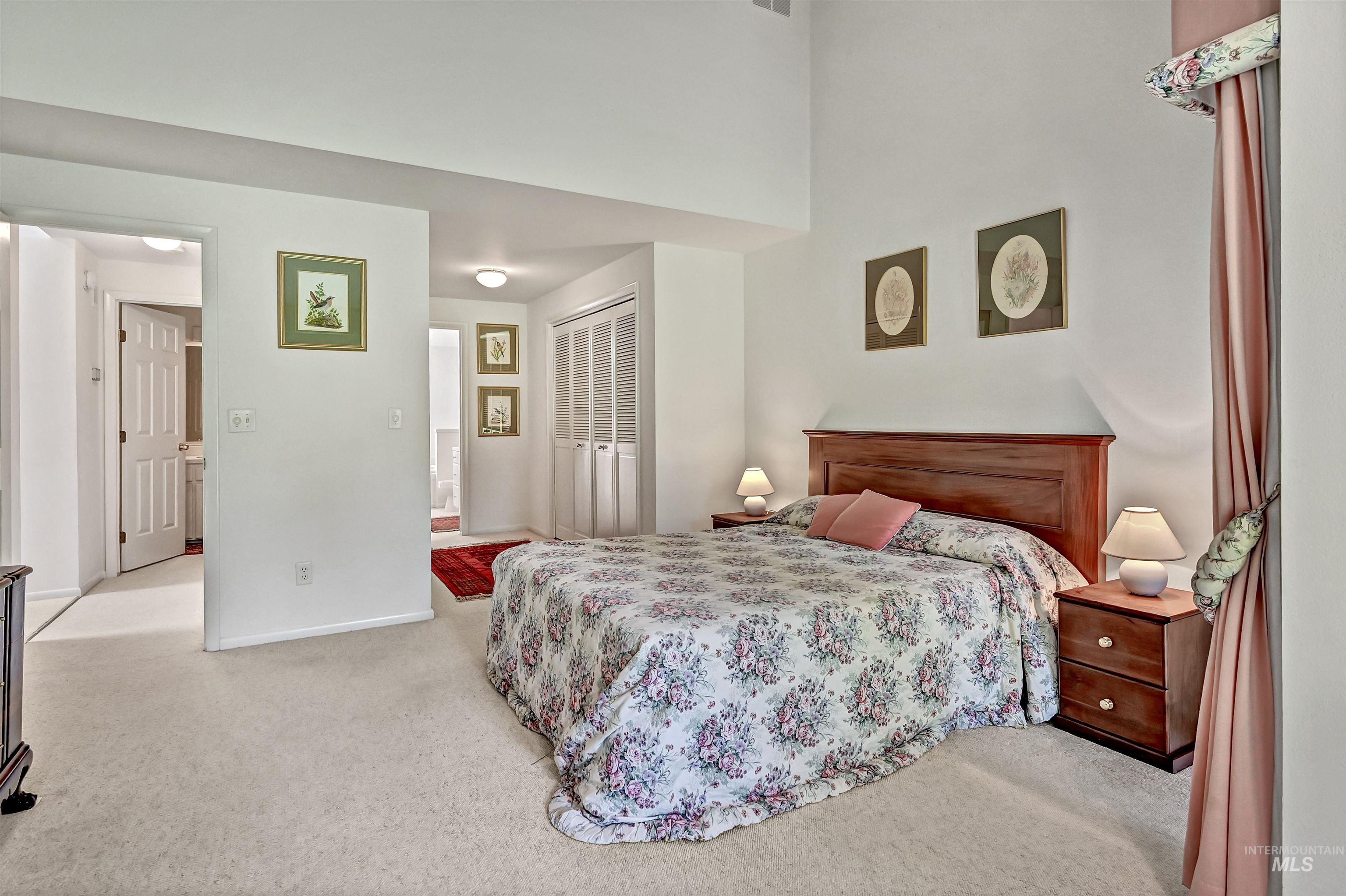 2090 S Springbrook Ln Property Photo 18