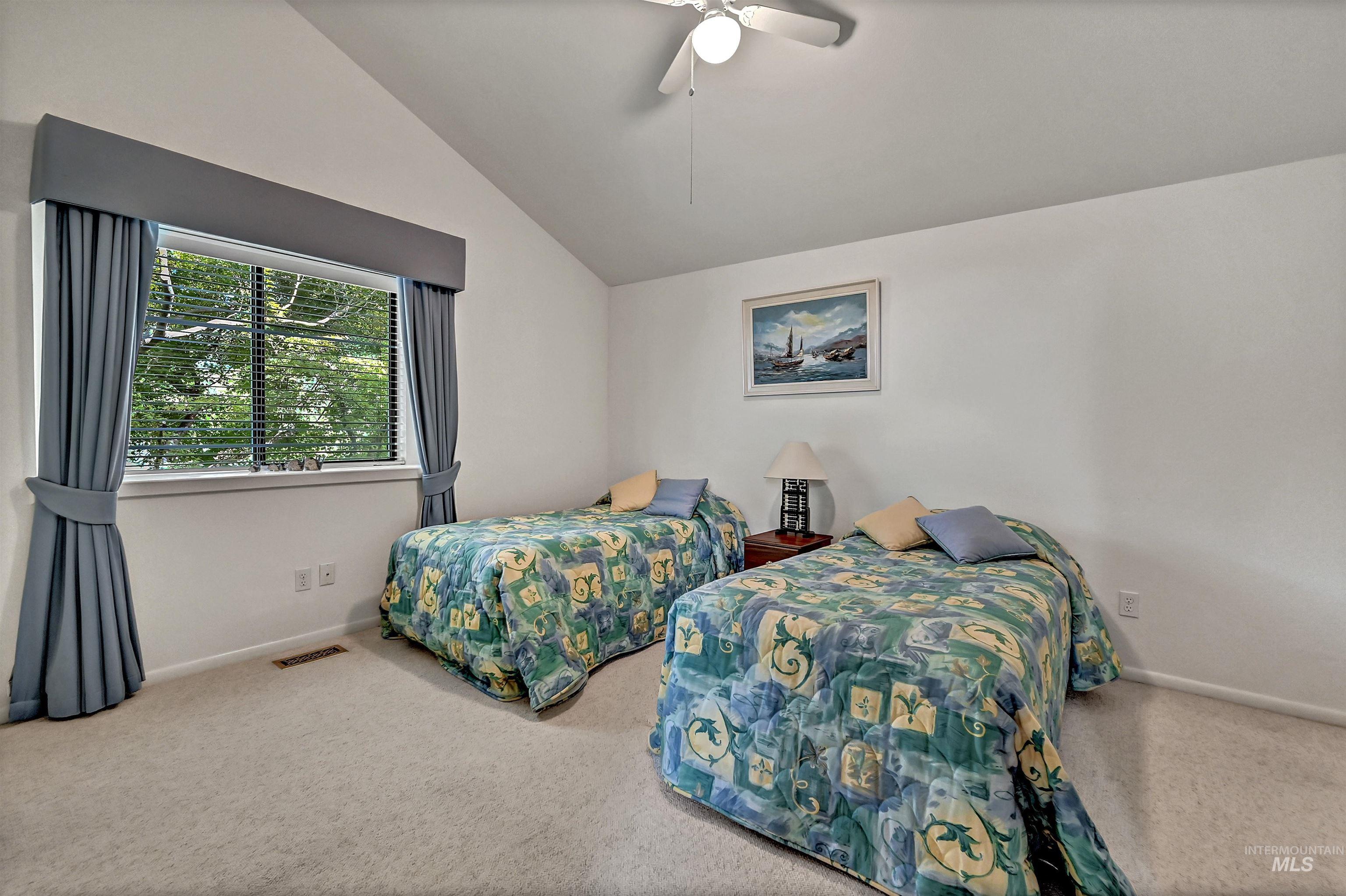 2090 S Springbrook Ln Property Photo 27