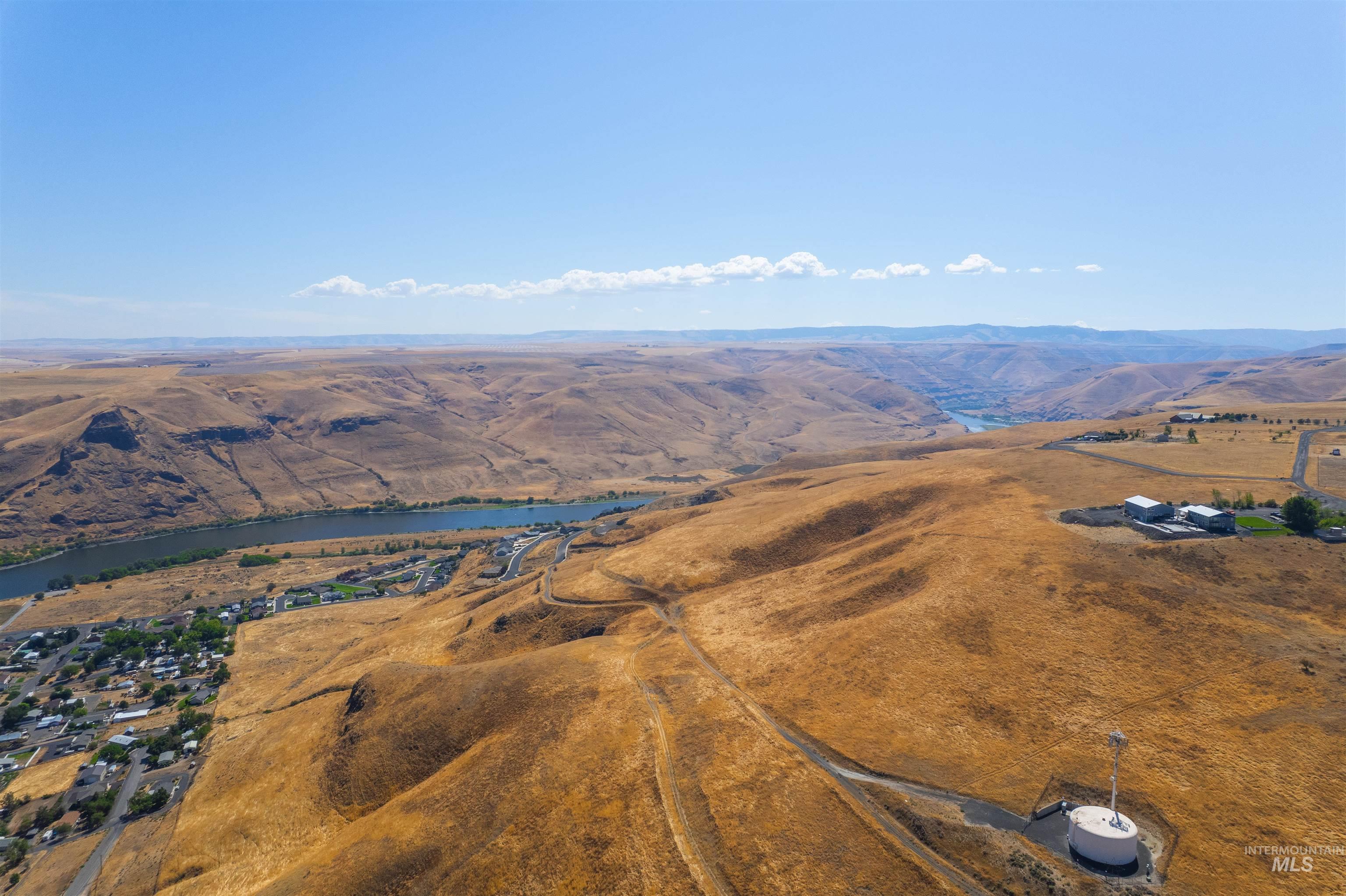 793 Swantz Dr Property Photo 41