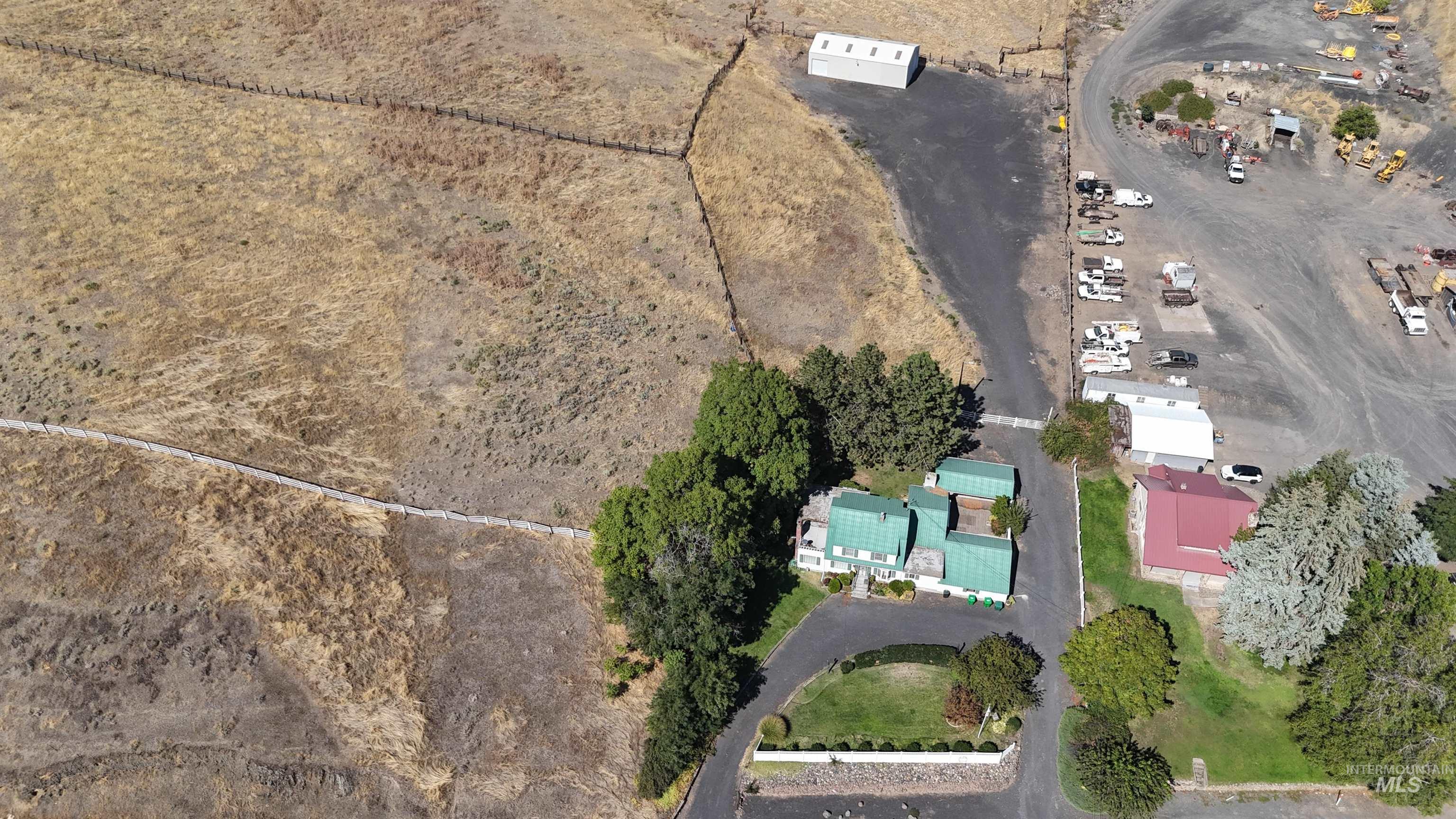 3045 Hatwai Rd Property Photo 3