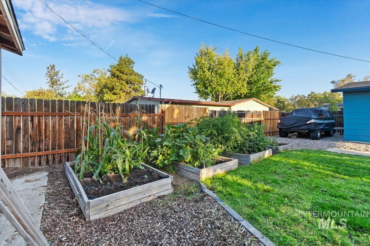 6621 W Grunder St Property Photo 44