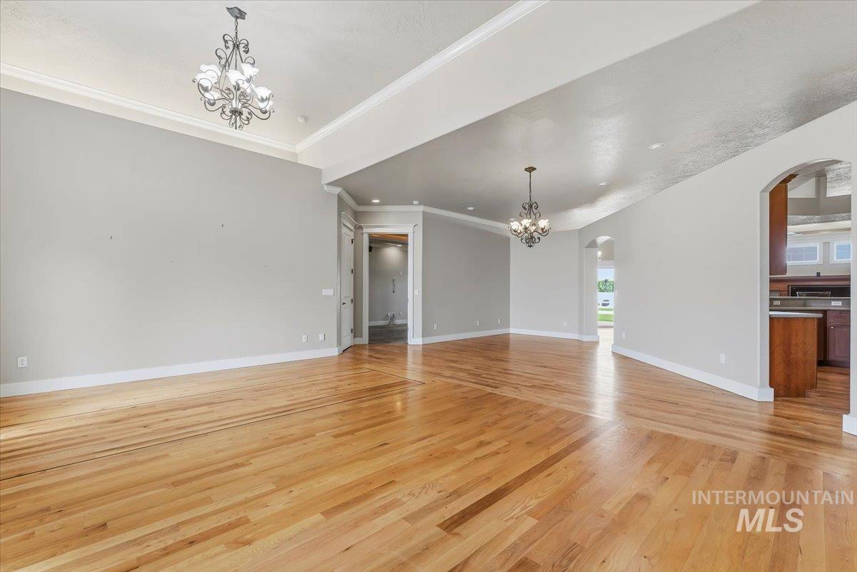 6082 N Jericho Rd Property Photo 6