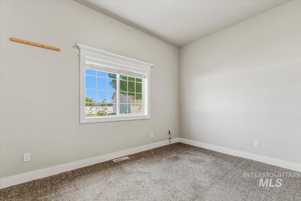 6082 N Jericho Rd Property Photo 26