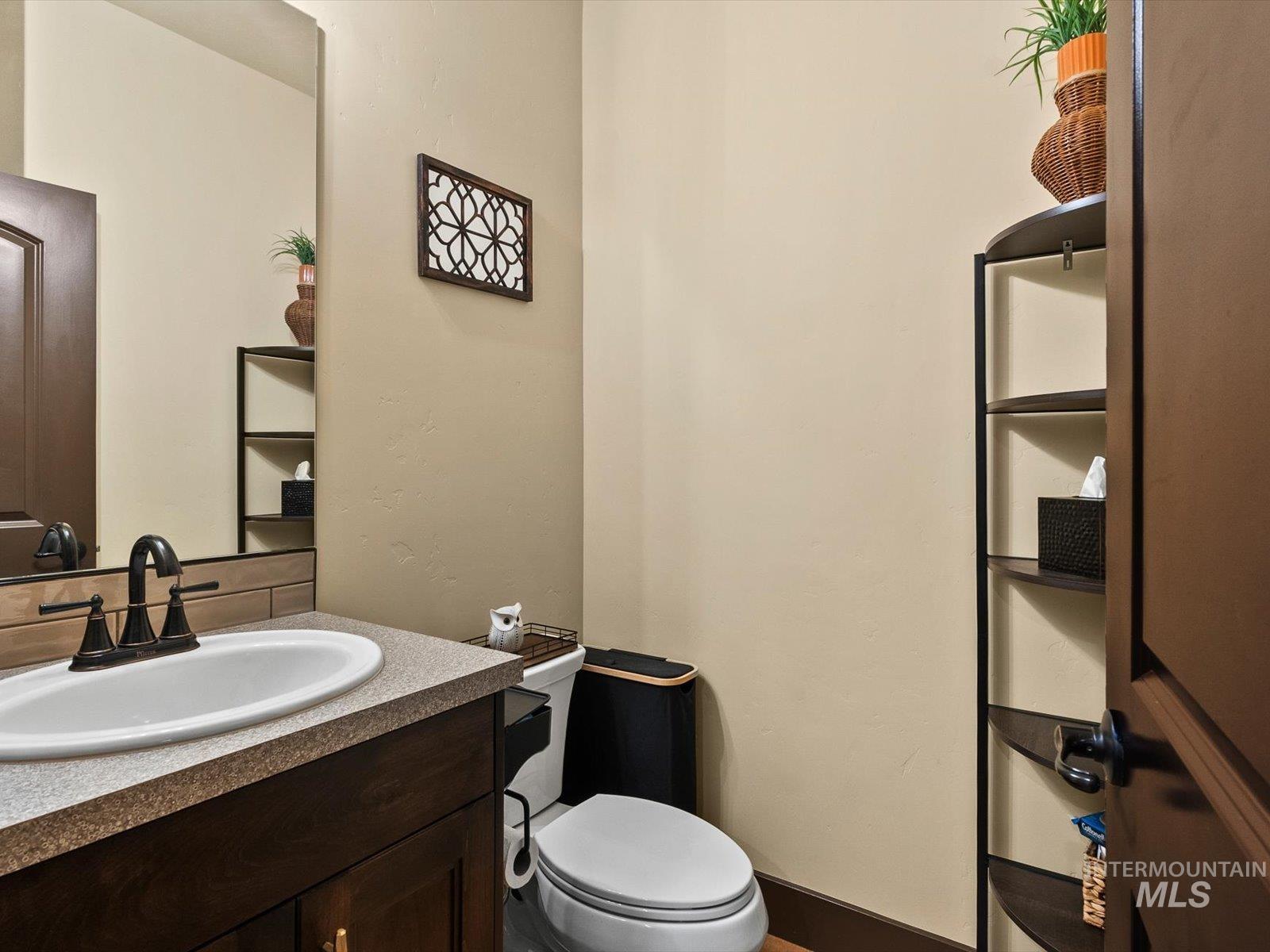 2642 Landmark St Property Photo 24
