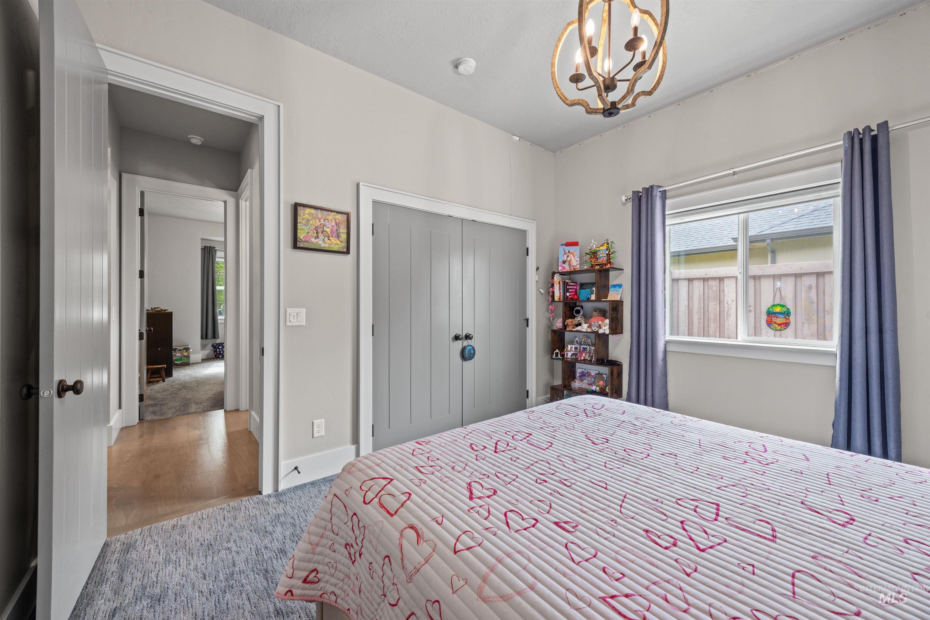 6779 N Pira Avenue Property Photo 11