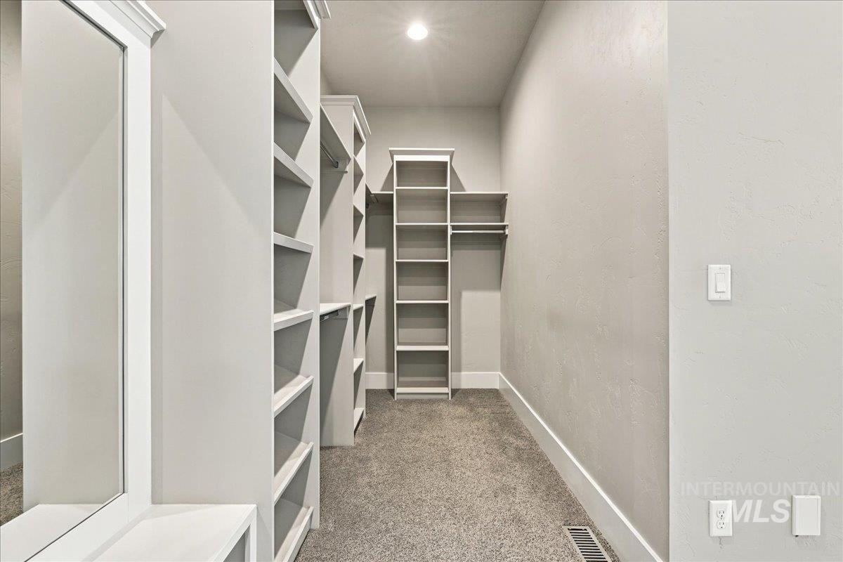 6779 N Pira Avenue Property Photo 24