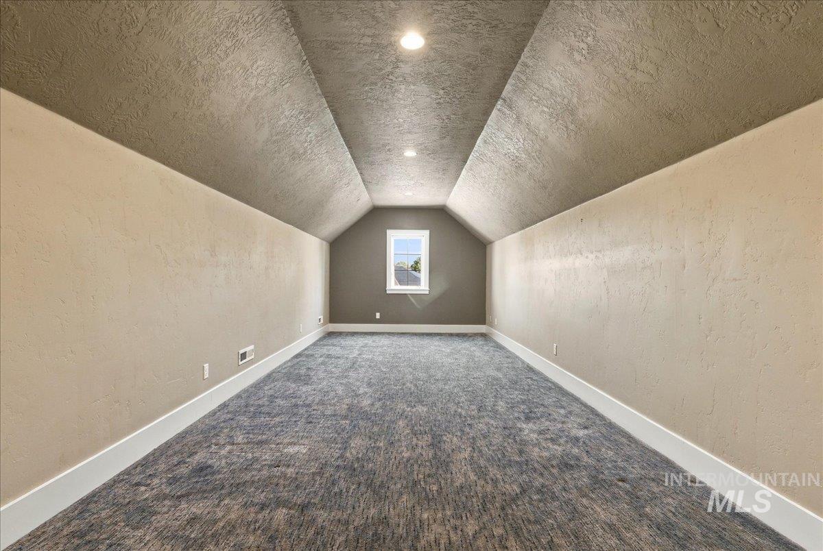 6779 N Pira Avenue Property Photo 37