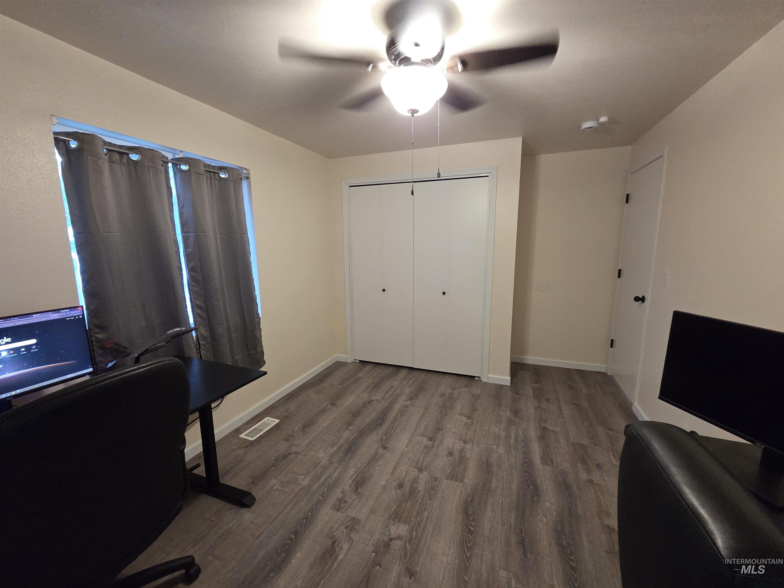 1455 N Haskett Property Photo 16