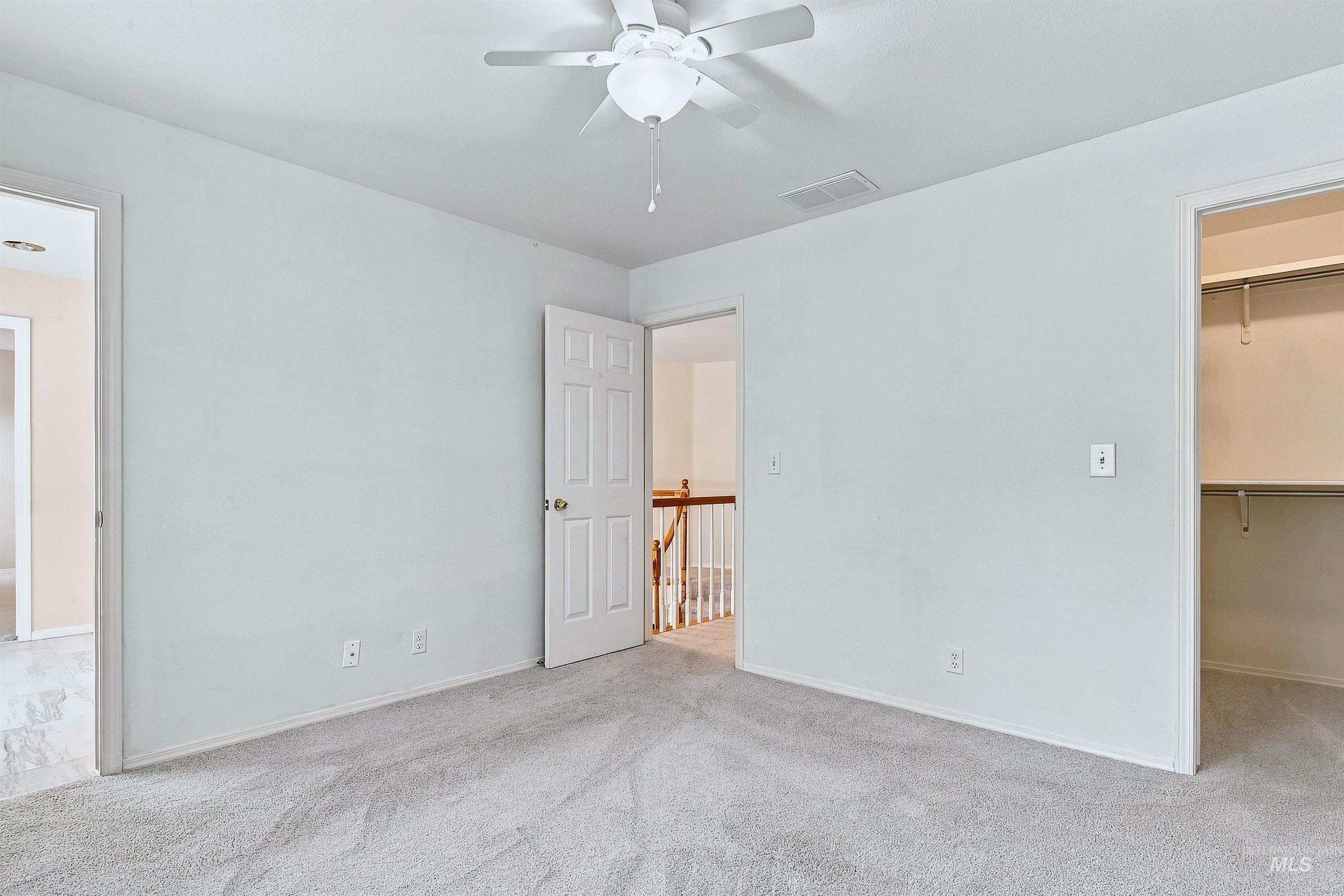 3706 N Lakegrove Pl Property Photo 36