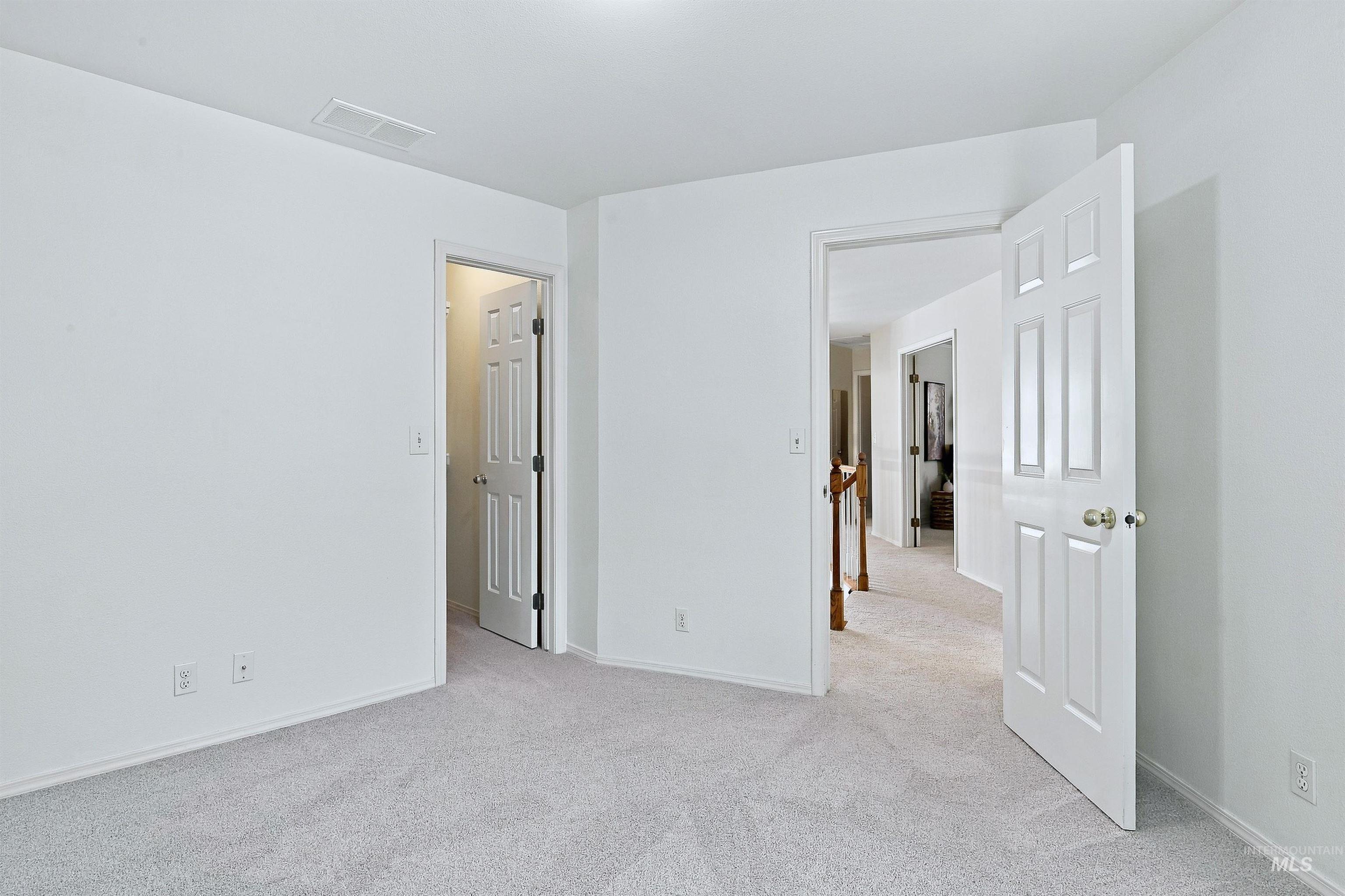 3706 N Lakegrove Pl Property Photo 39