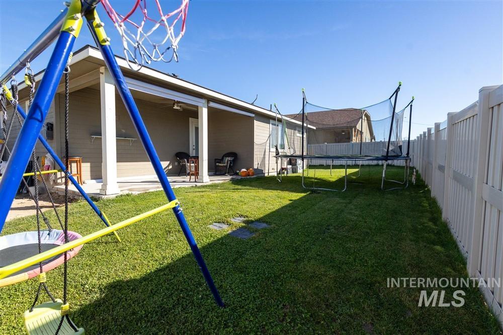 2160 E Ridgeview Ave Property Photo 25