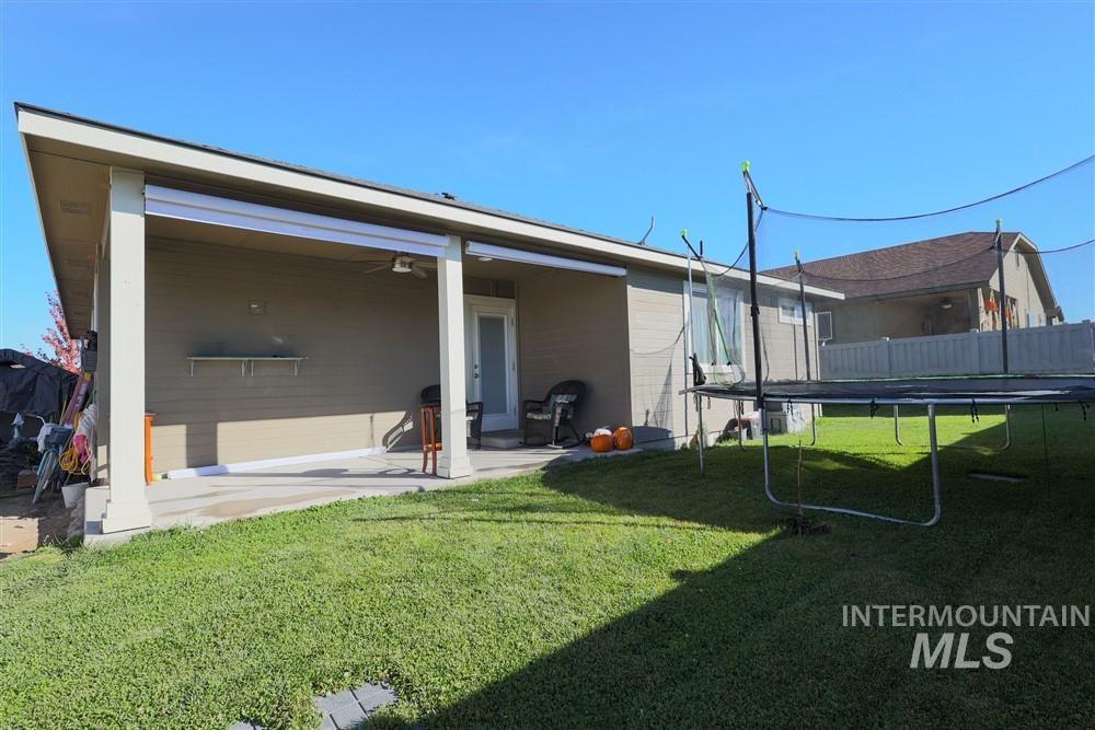 2160 E Ridgeview Ave Property Photo 27