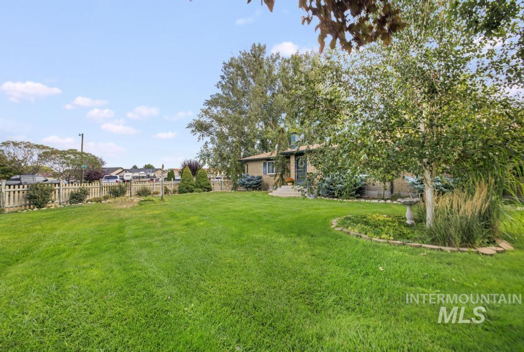 298 Earl Drive Property Photo 39