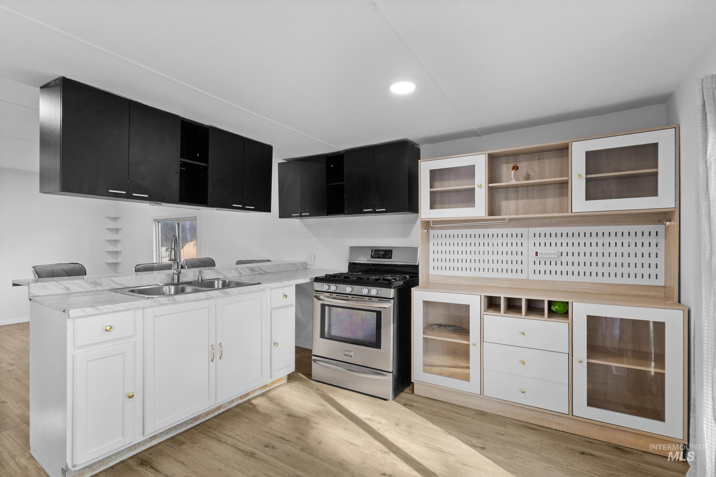 111 E. Simplot Blvd. Property Photo 4