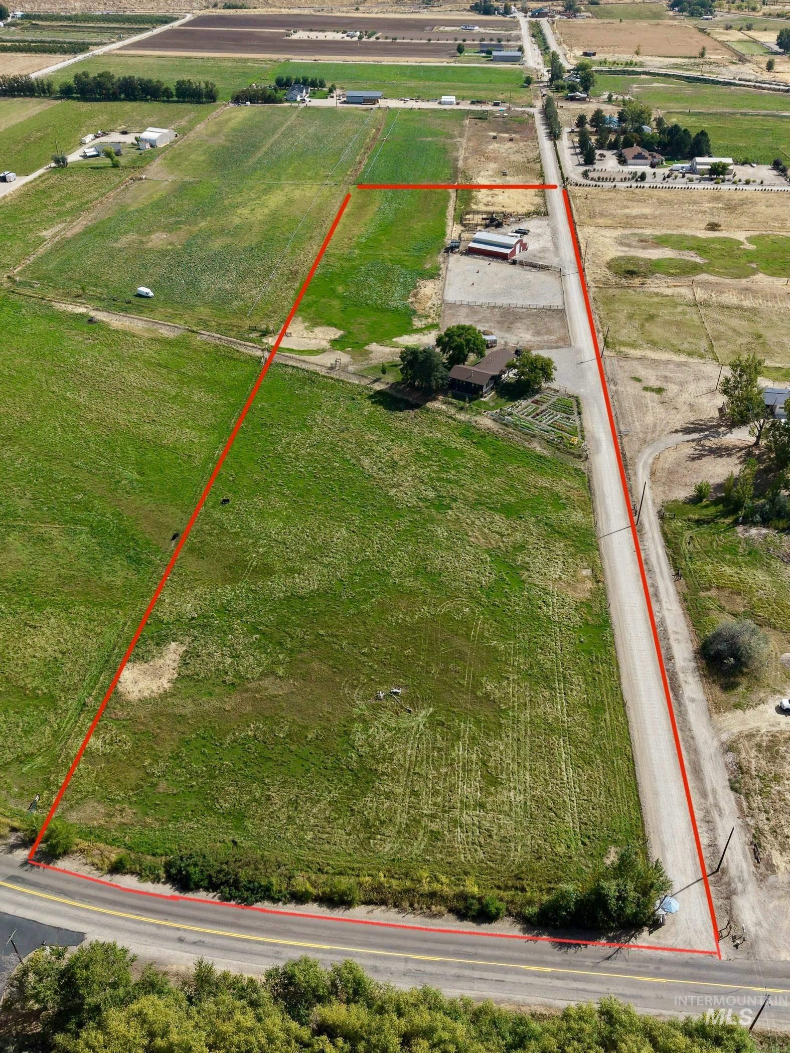 2700 N Plaza Rd Property Photo 5