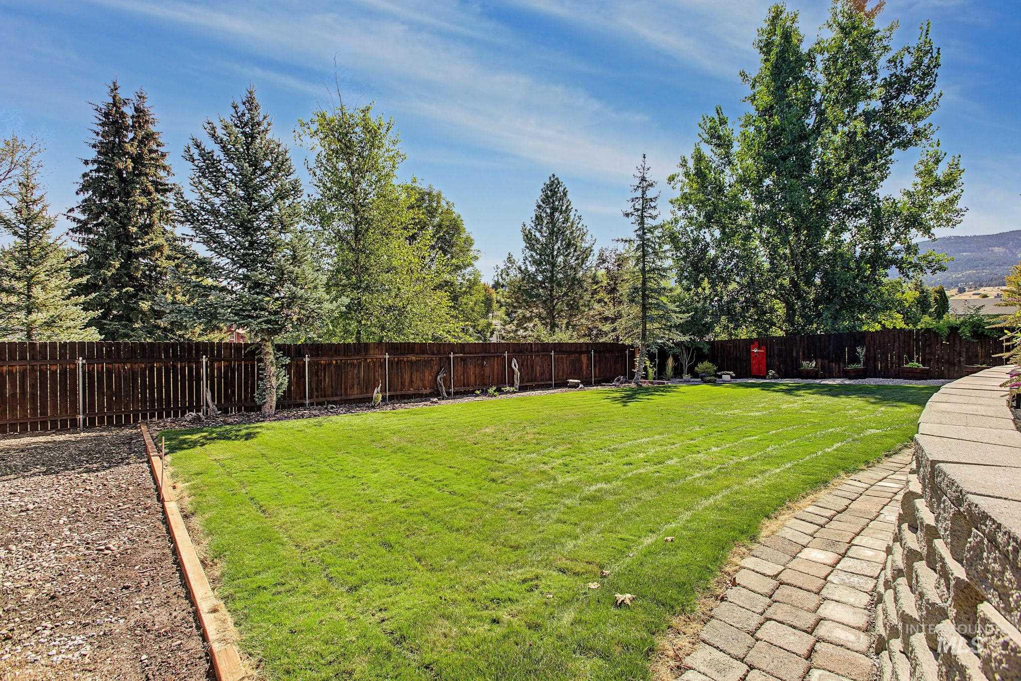 317 S Boulevard Property Photo 7