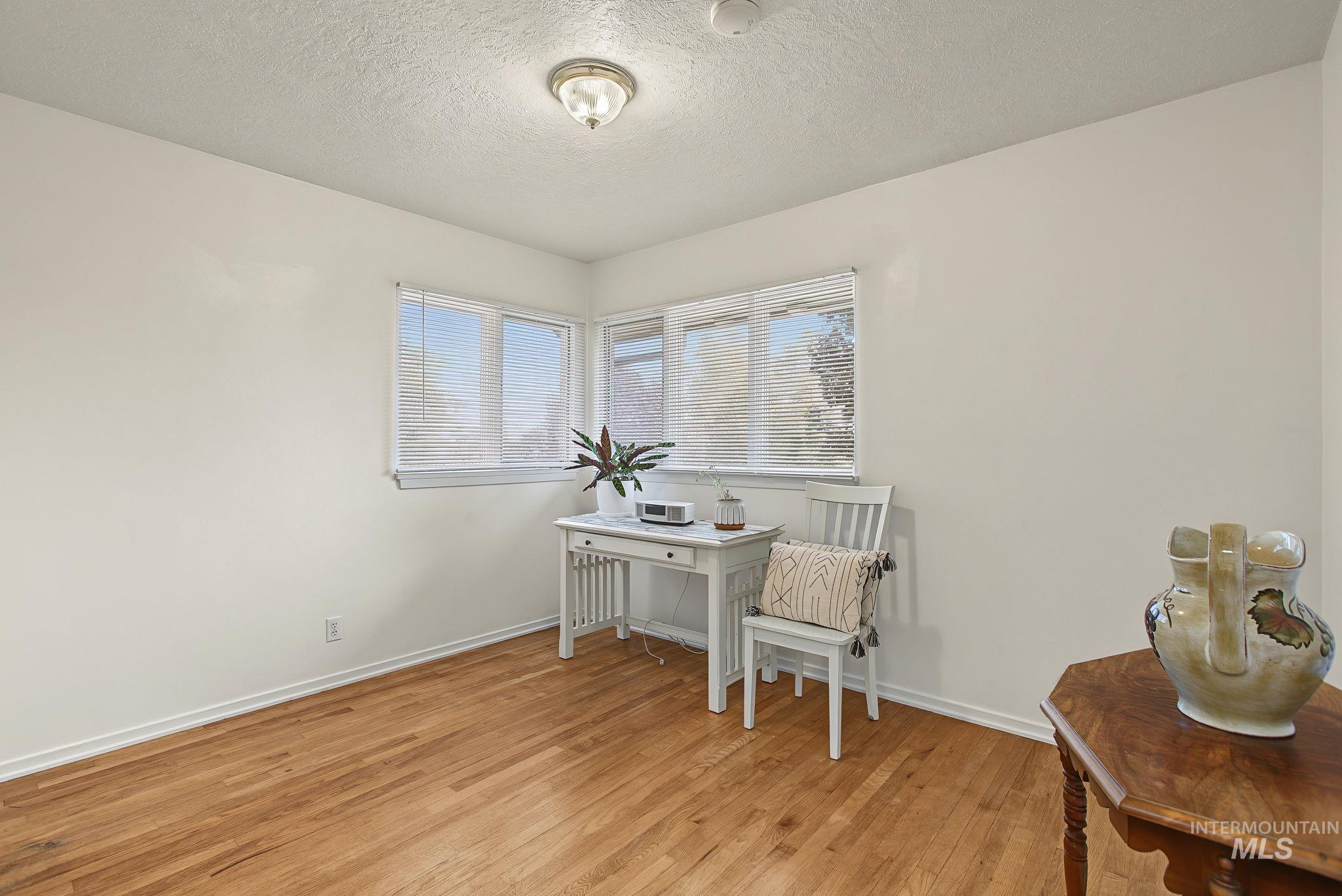317 S Boulevard Property Photo 37