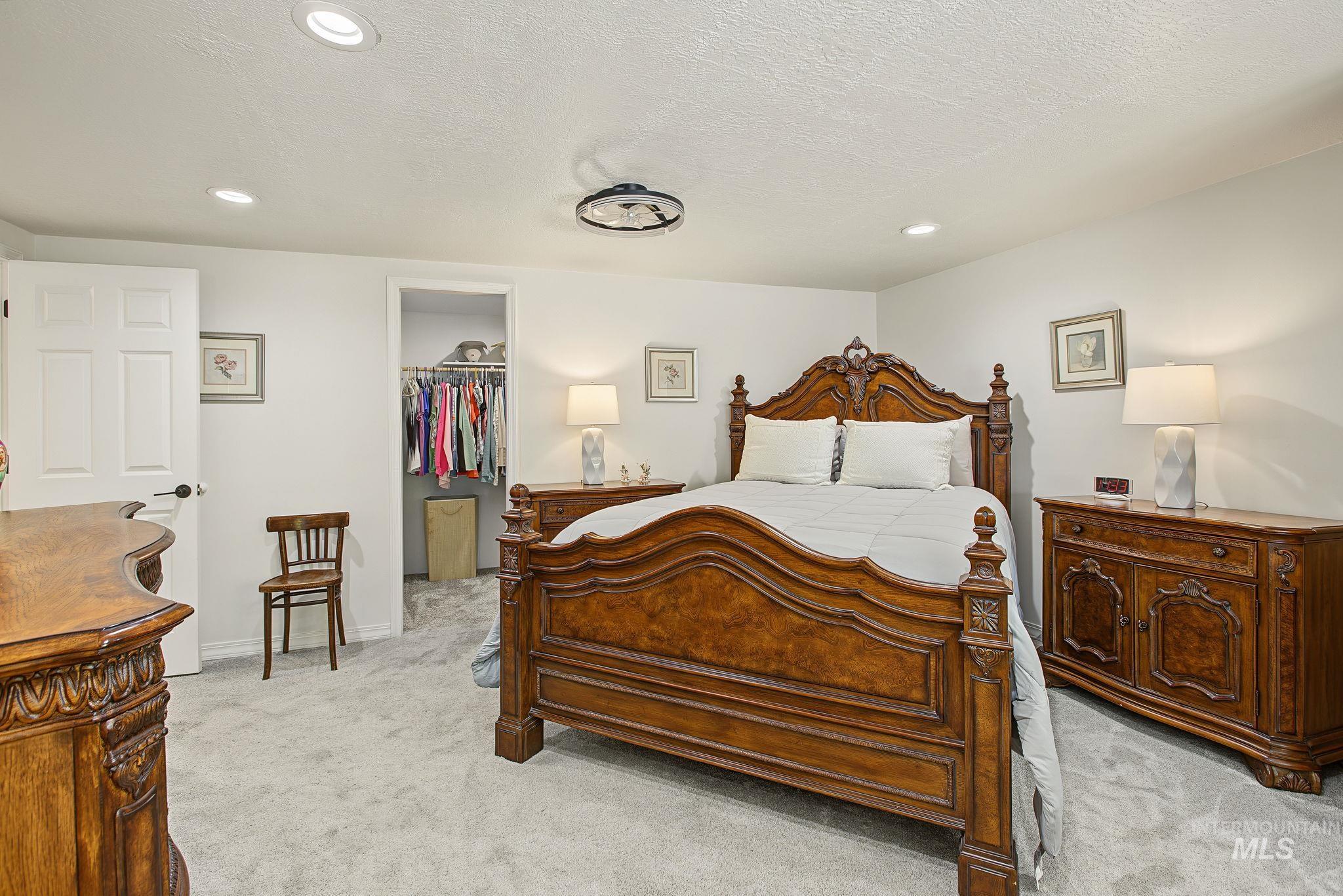 317 S Boulevard Property Photo 44