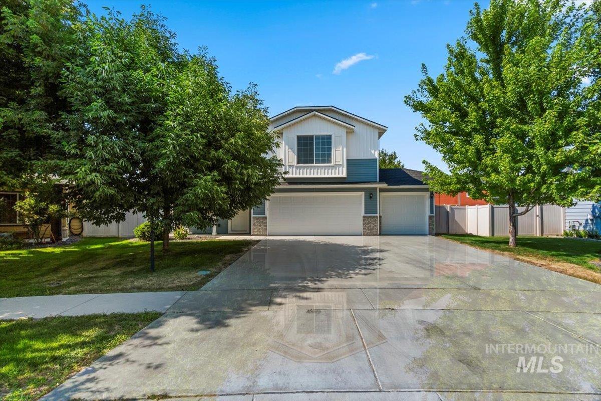 11110 Bodie River Loop Property Photo 1