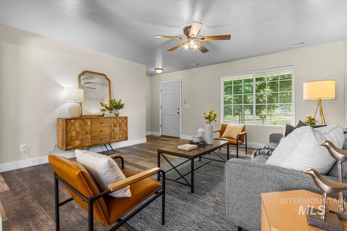 11110 Bodie River Loop Property Photo 8