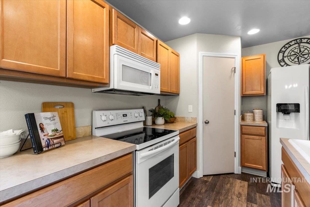 11110 Bodie River Loop Property Photo 13