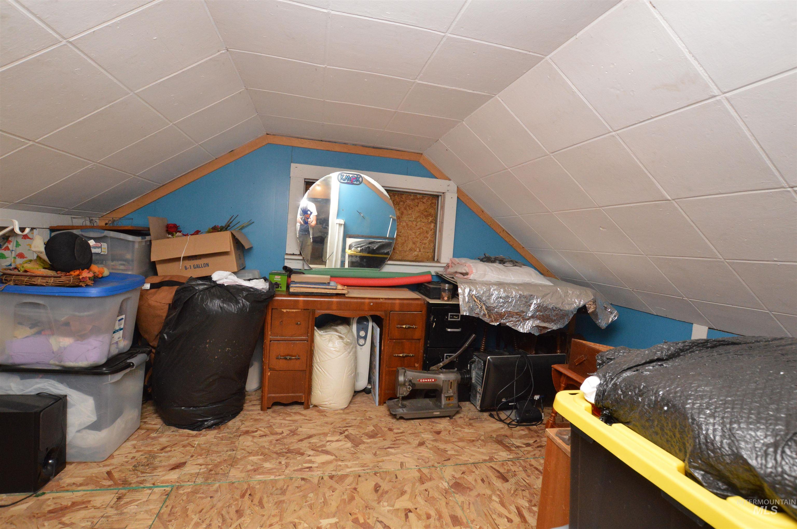202 Hill St Property Photo 16