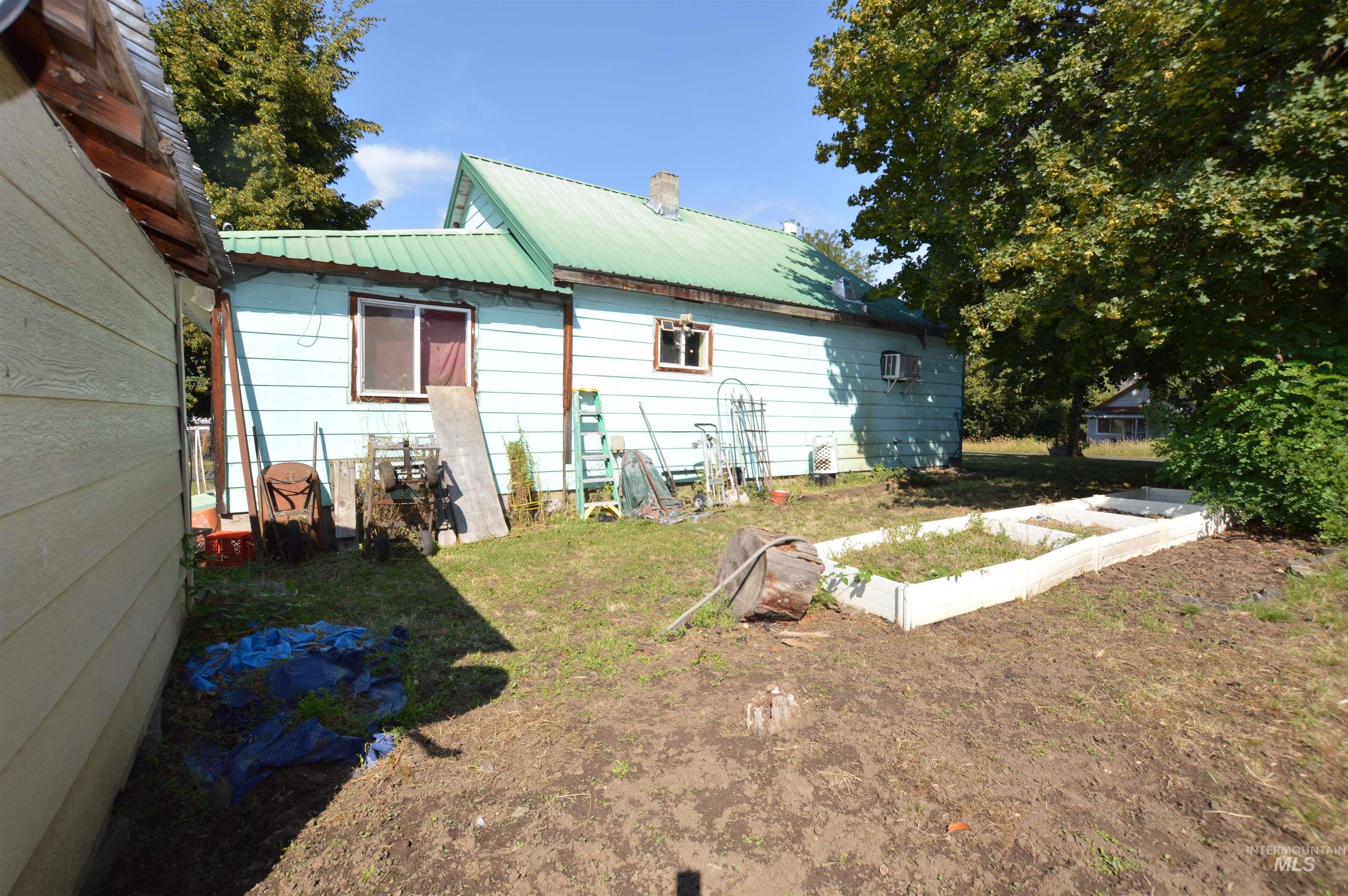 202 Hill St Property Photo 20
