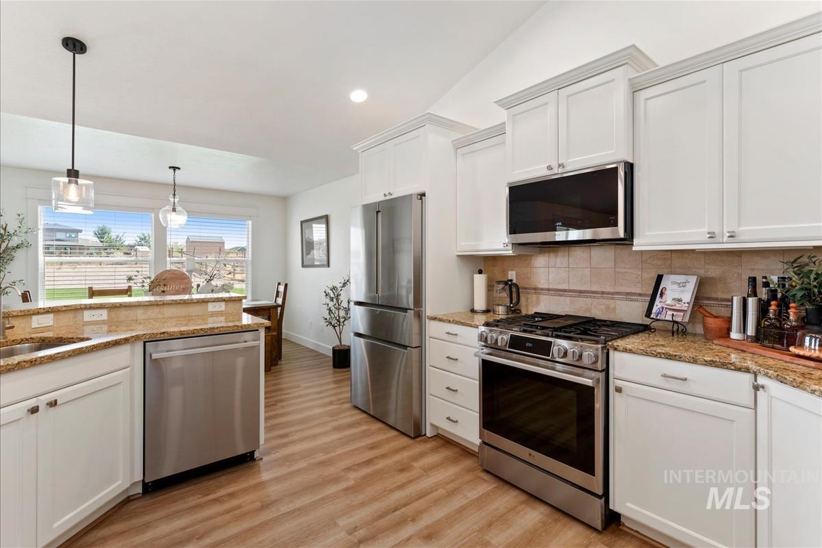 24090 Pheasant Ridge Ct Property Photo 12