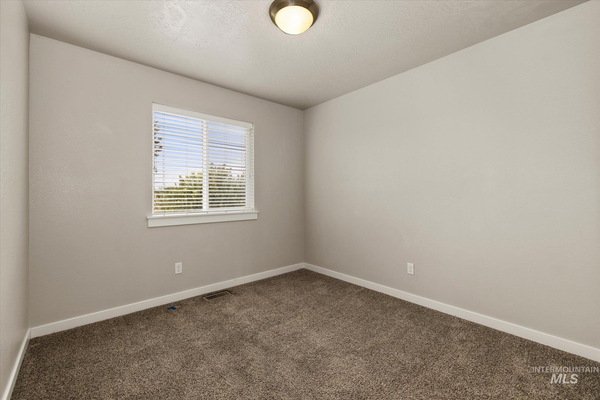 880 Yaquina Bay Property Photo 22
