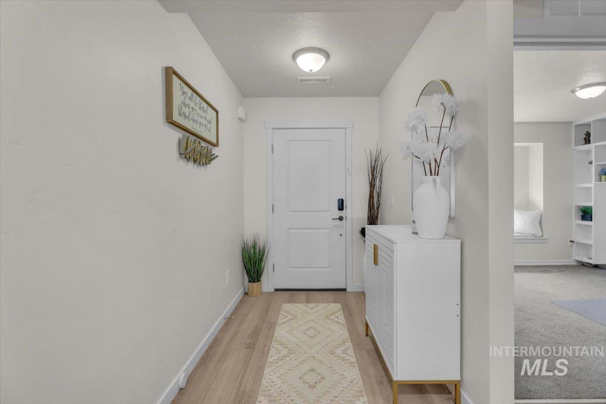 10384 Blackpool Ridge St Property Photo 4