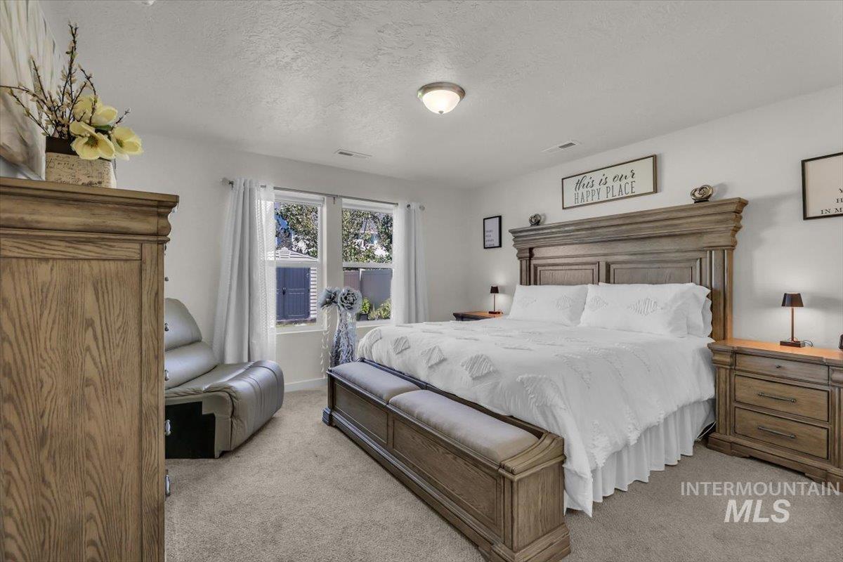 10384 Blackpool Ridge St Property Photo 15