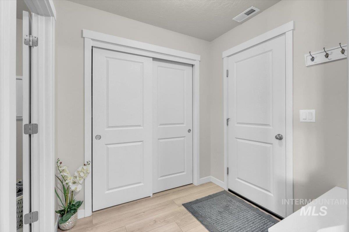 10384 Blackpool Ridge St Property Photo 29