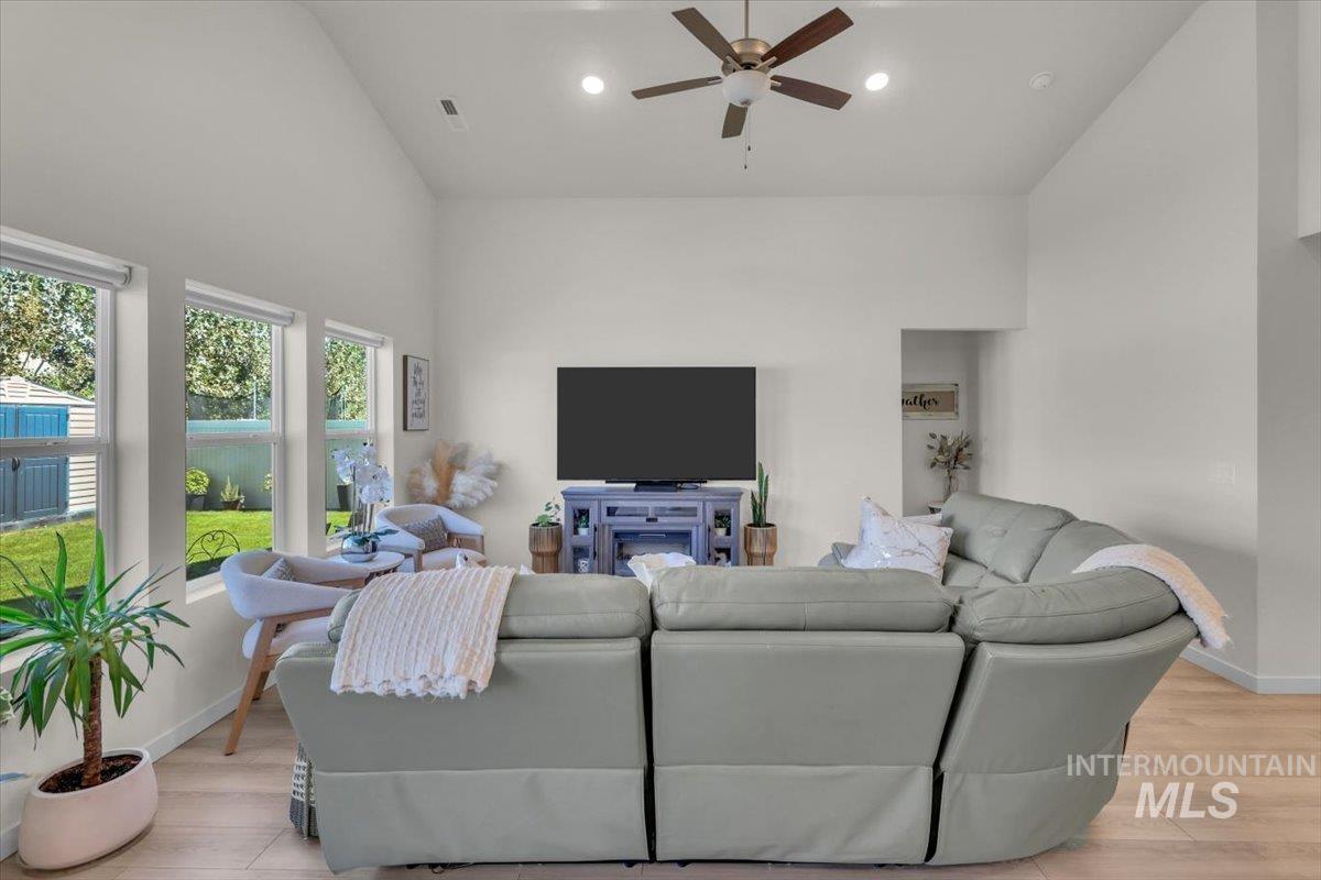 10384 Blackpool Ridge St Property Photo 39